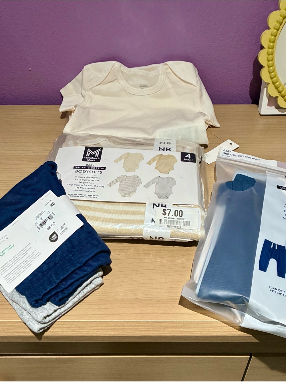 Unisex baby clothing bundle/lot